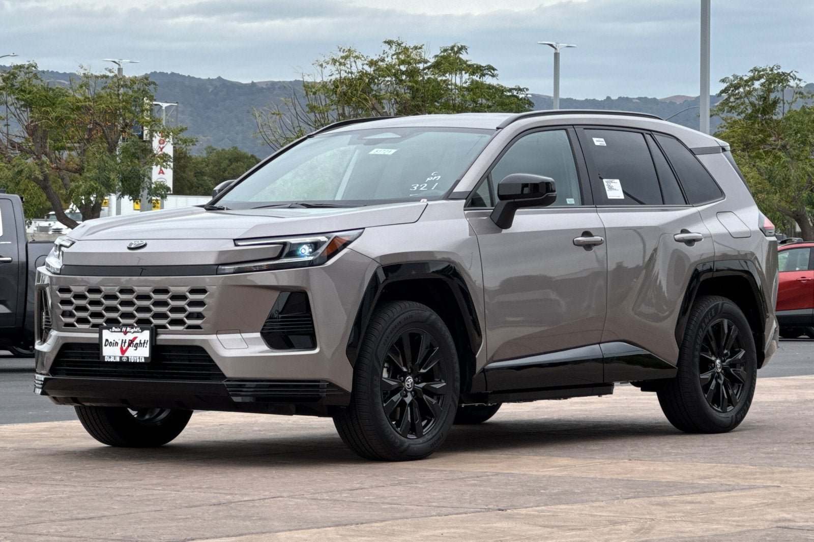New 2026 Toyota RAV4 SE w/ Illumination Package (TMS) AWD/4WD image 8