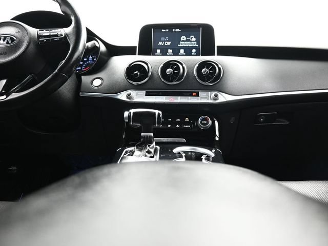 Used 2019 Kia Stinger RWD image 25