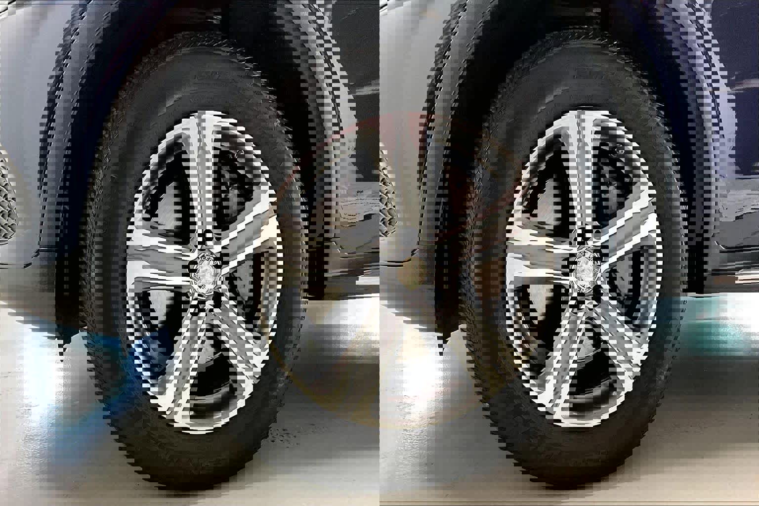 Used 2016 Mercedes-Benz GLC 300 4MATIC image 8