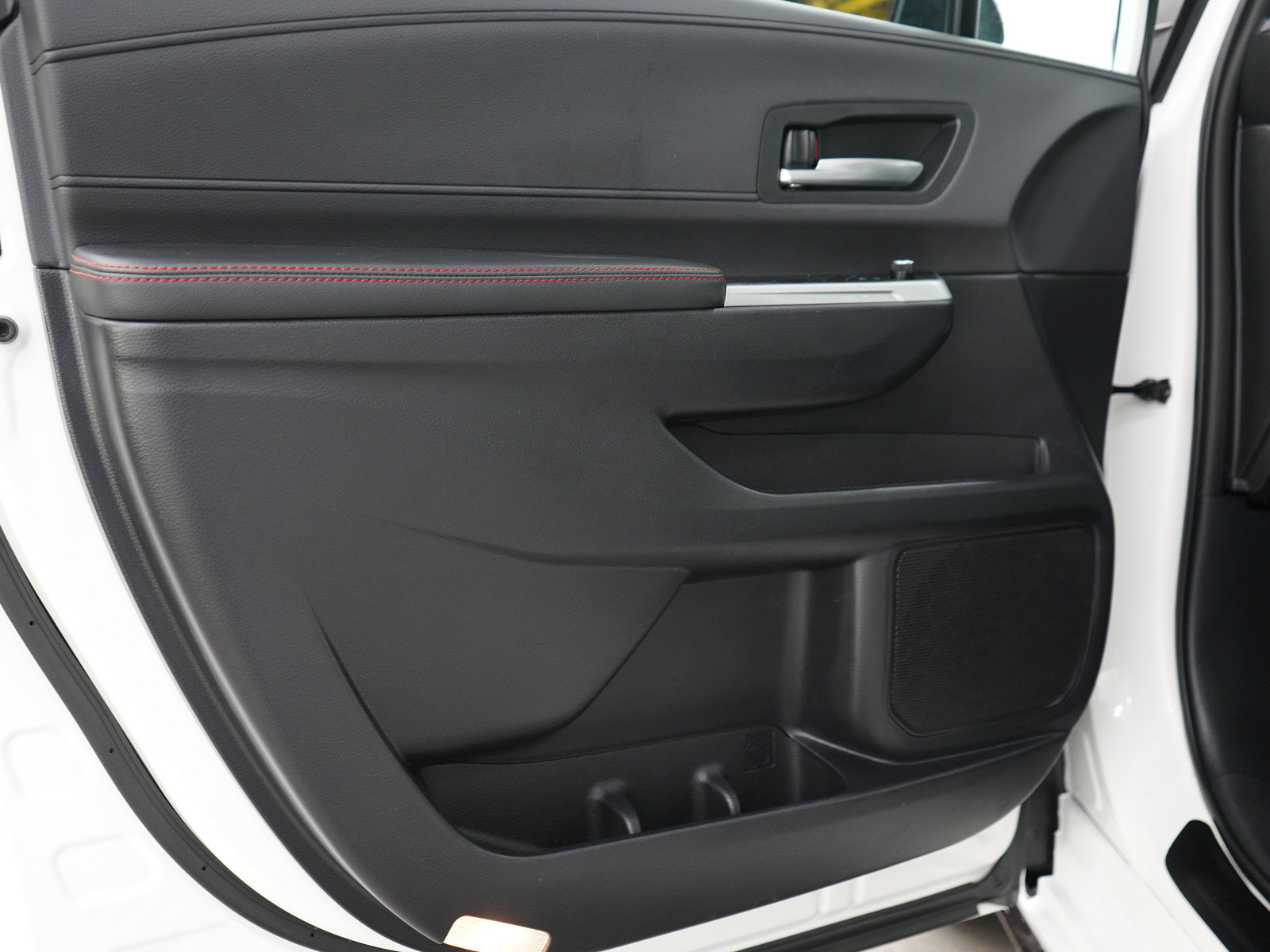 Used 2025 Toyota Sienna XSE AWD/4WD image 20