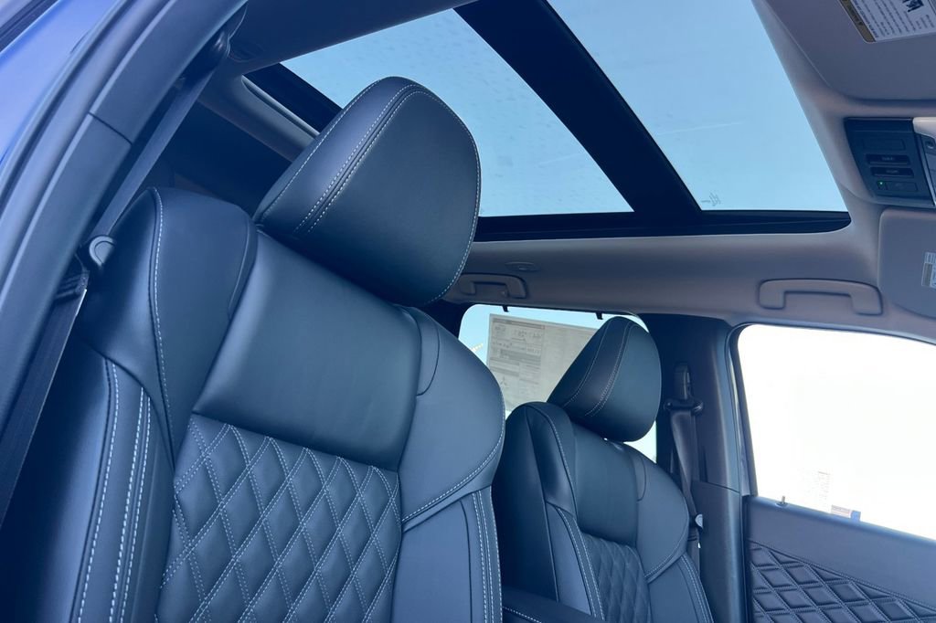 New 2025 Mitsubishi Outlander SEL image 19