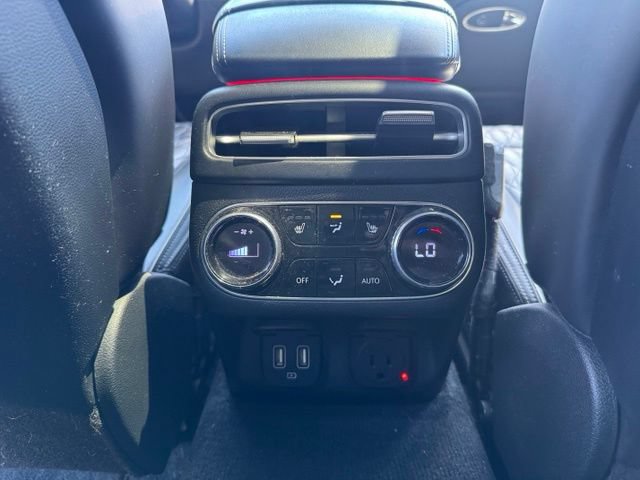 Used 2023 Genesis GV70 3.5T Sport w/ Sport Prestige Package AWD/4WD image 39