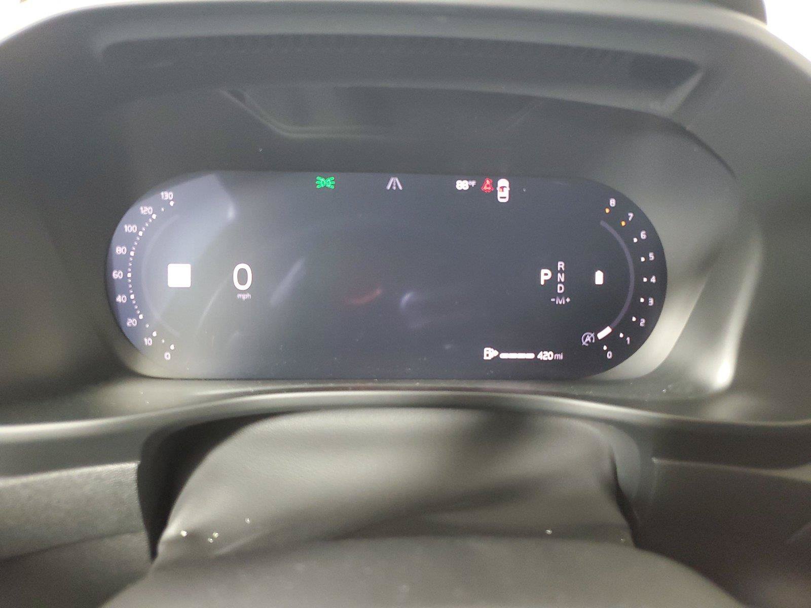 New 2026 Volvo XC40 B4 Core w/ Protection Package Premier FWD image 27
