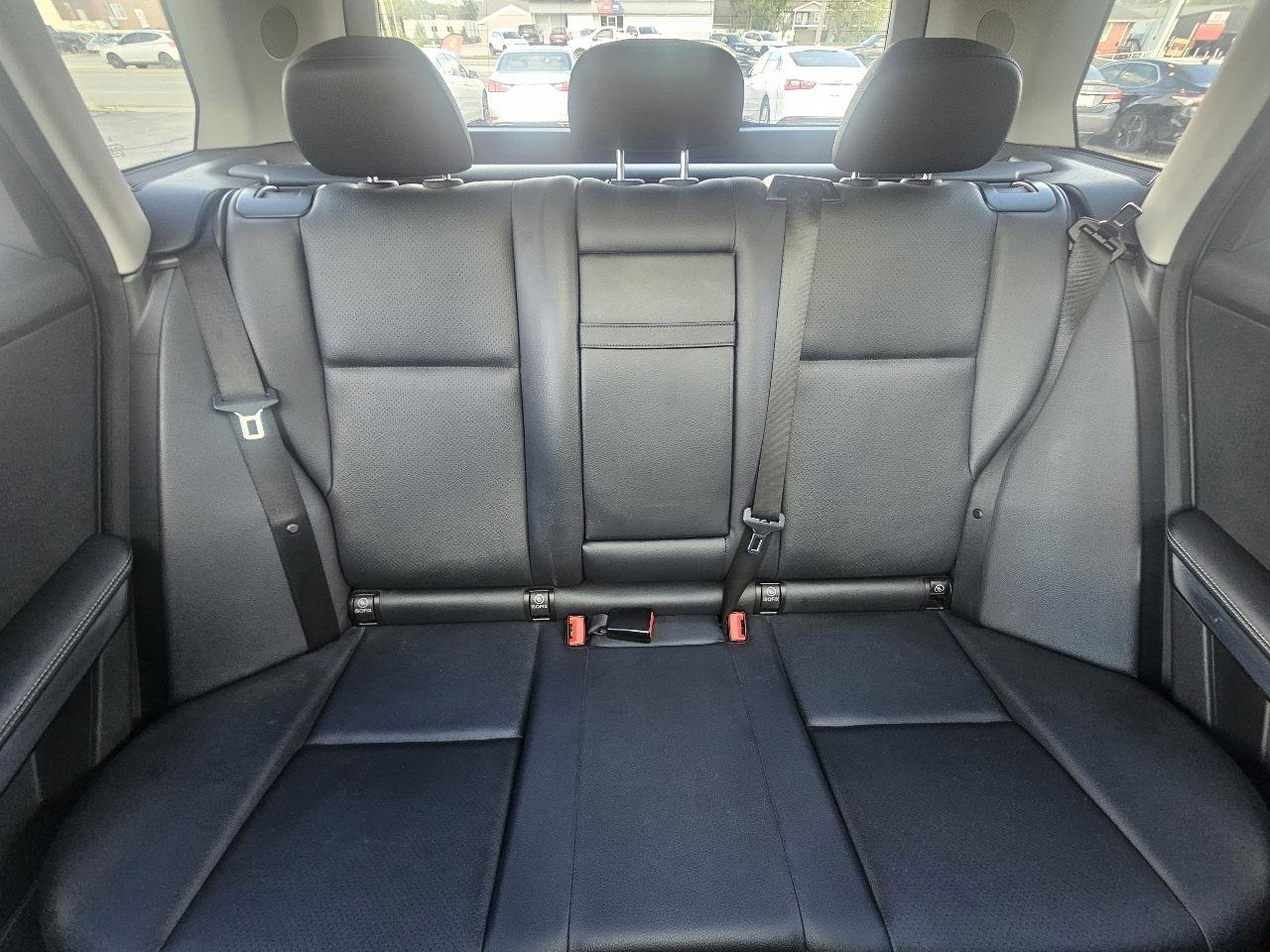 Used 2013 Mercedes-Benz GLK 250 BlueTEC 4MATIC image 36