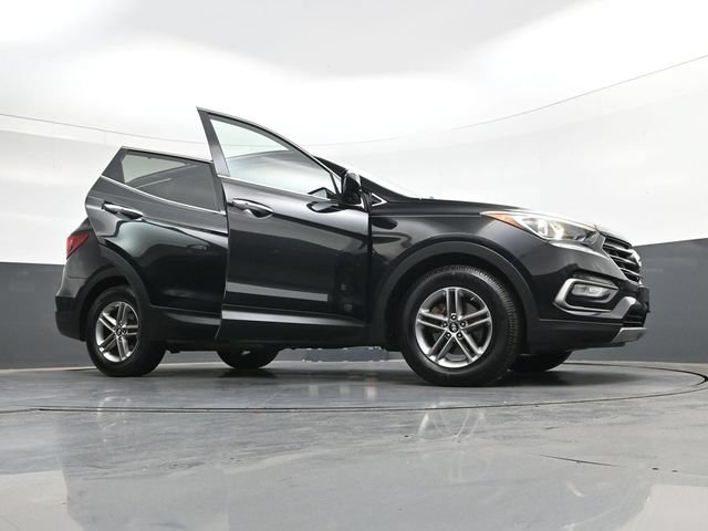 Used 2017 Hyundai Santa Fe Sport w/ 2.4L Tech Package 04 AWD/4WD image 33