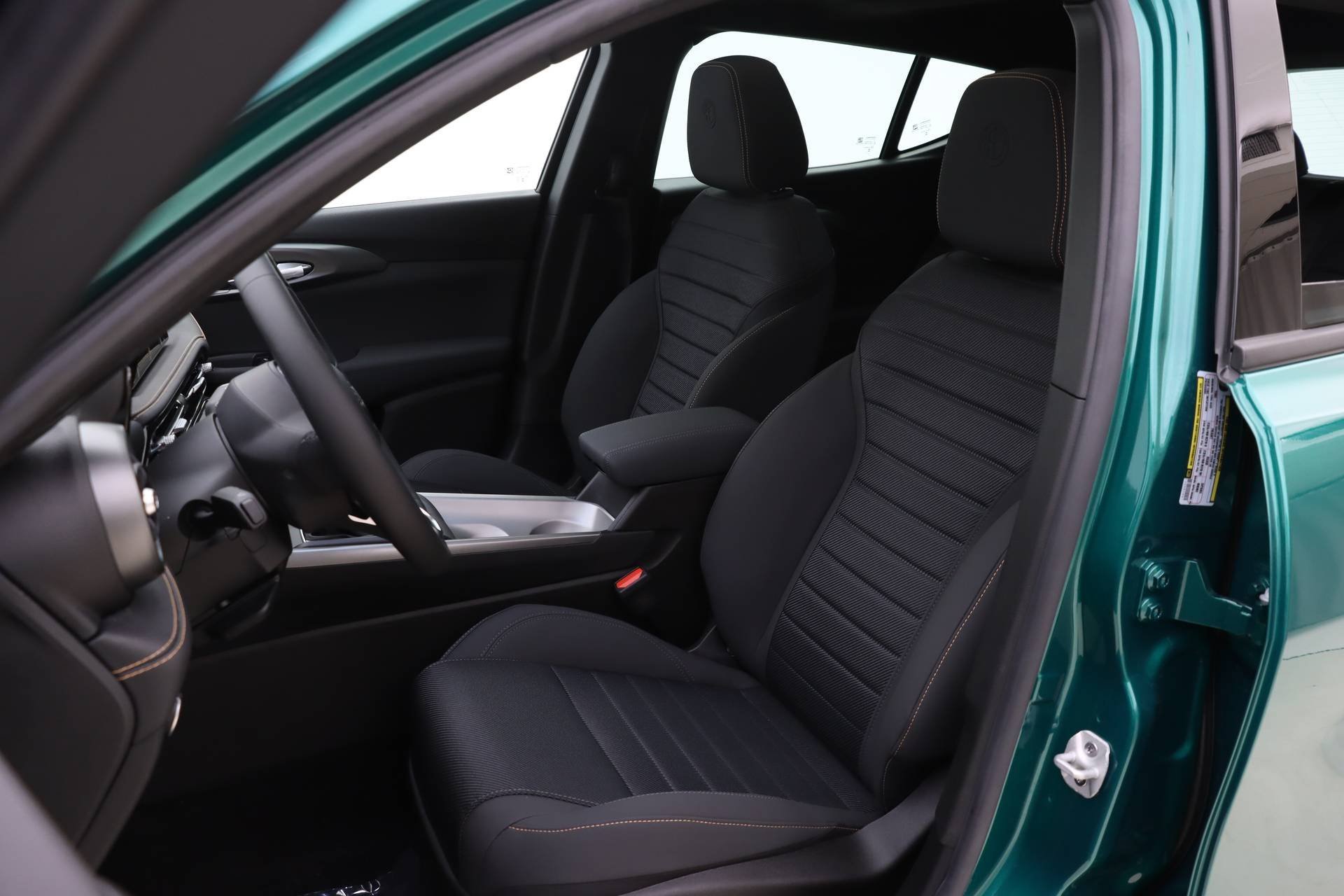 New 2024 Alfa Romeo Tonale Ti w/ Active Assist Package image 7