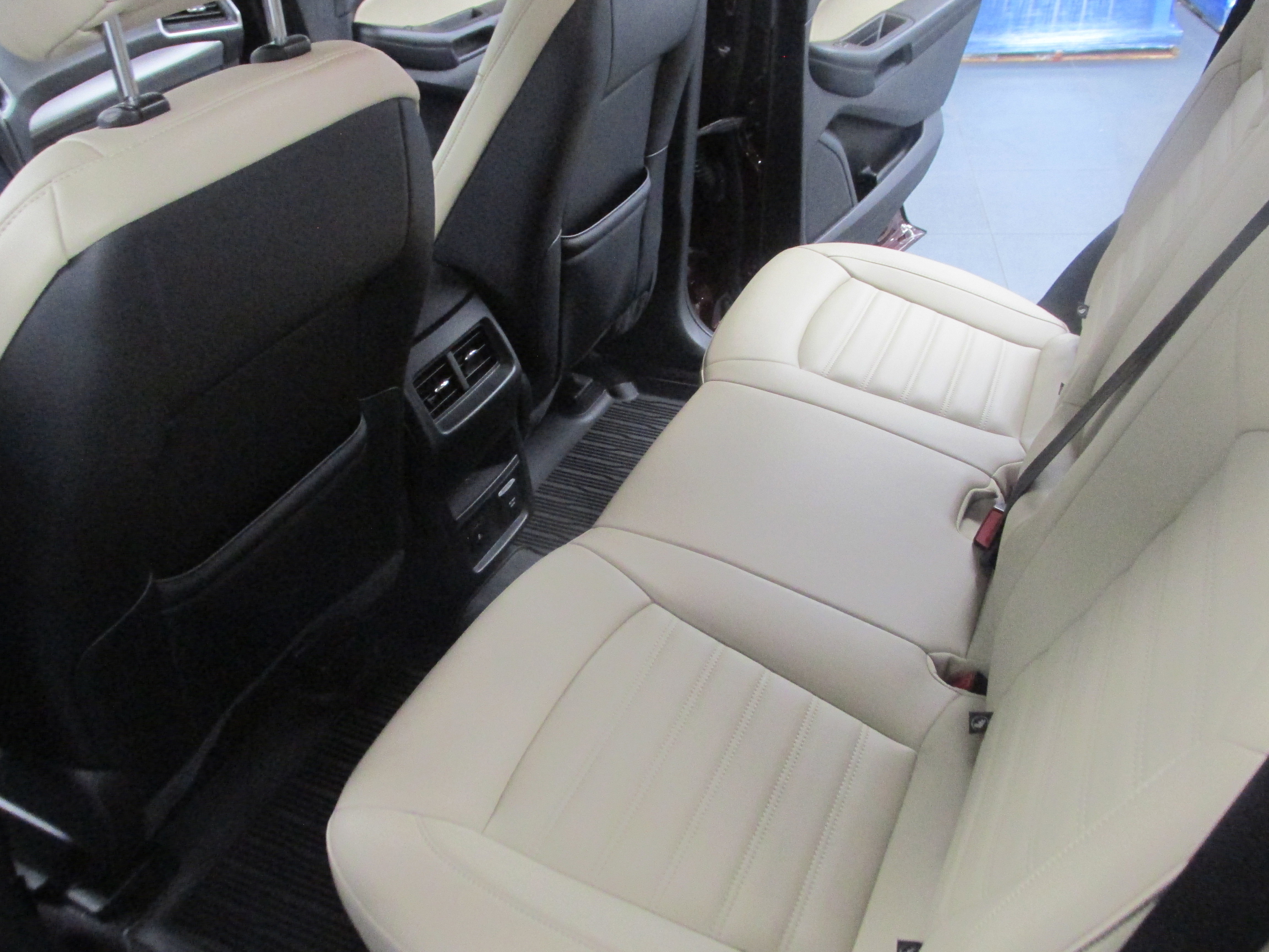 Used 2023 Ford Edge SEL w/ Convenience Package AWD/4WD image 25