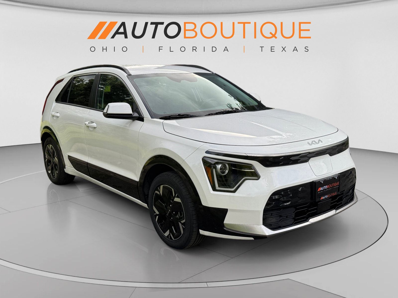 Used 2023 Kia Niro Wind w/ Wind Preserve Package FWD image 8