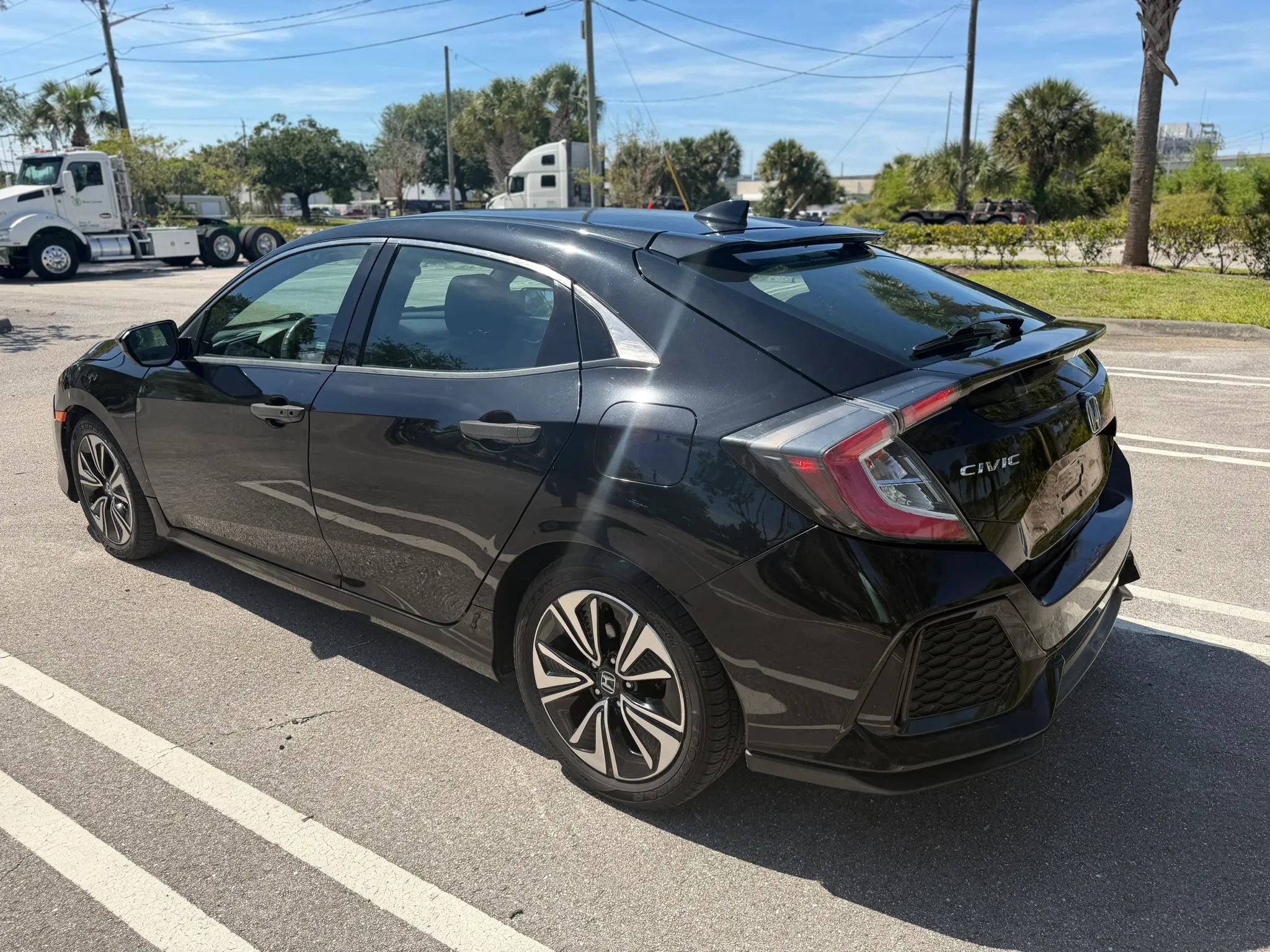 Used 2017 Honda Civic EX image 10