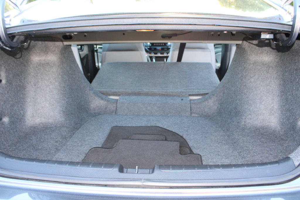 Used 2018 Honda Accord LX image 30