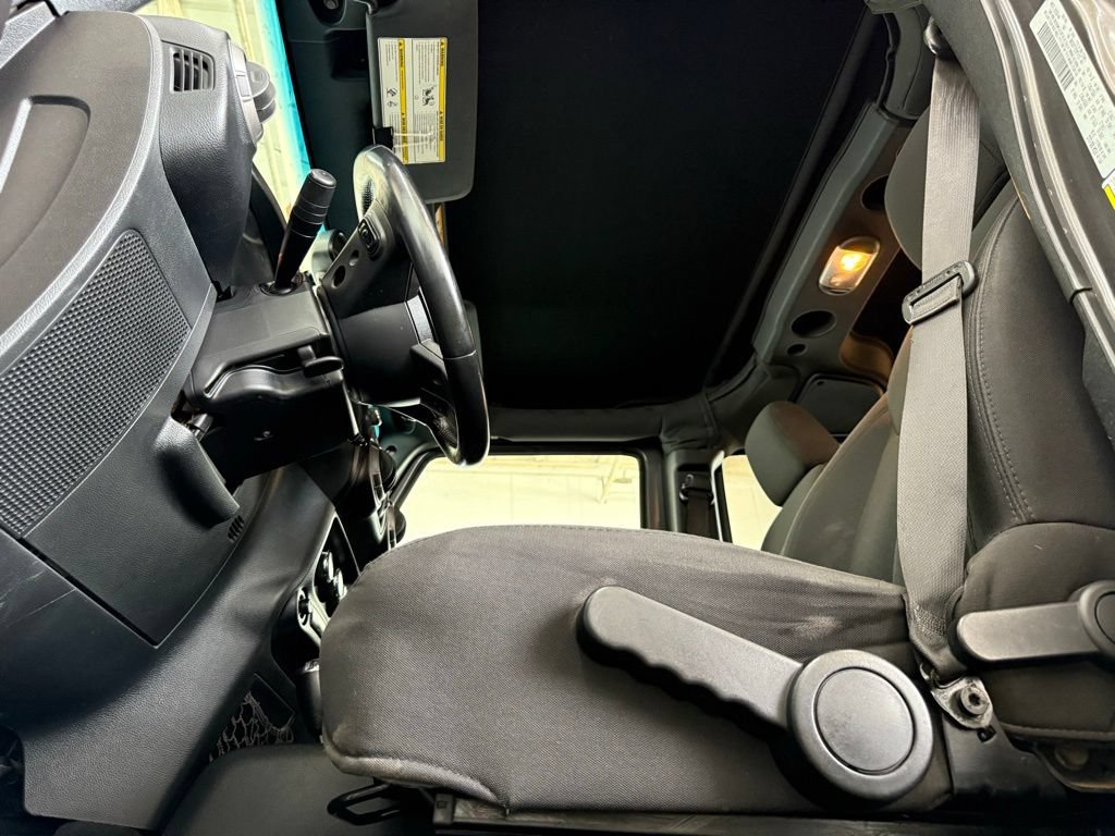 Used 2018 Jeep Wrangler Unlimited Sport S AWD/4WD image 52