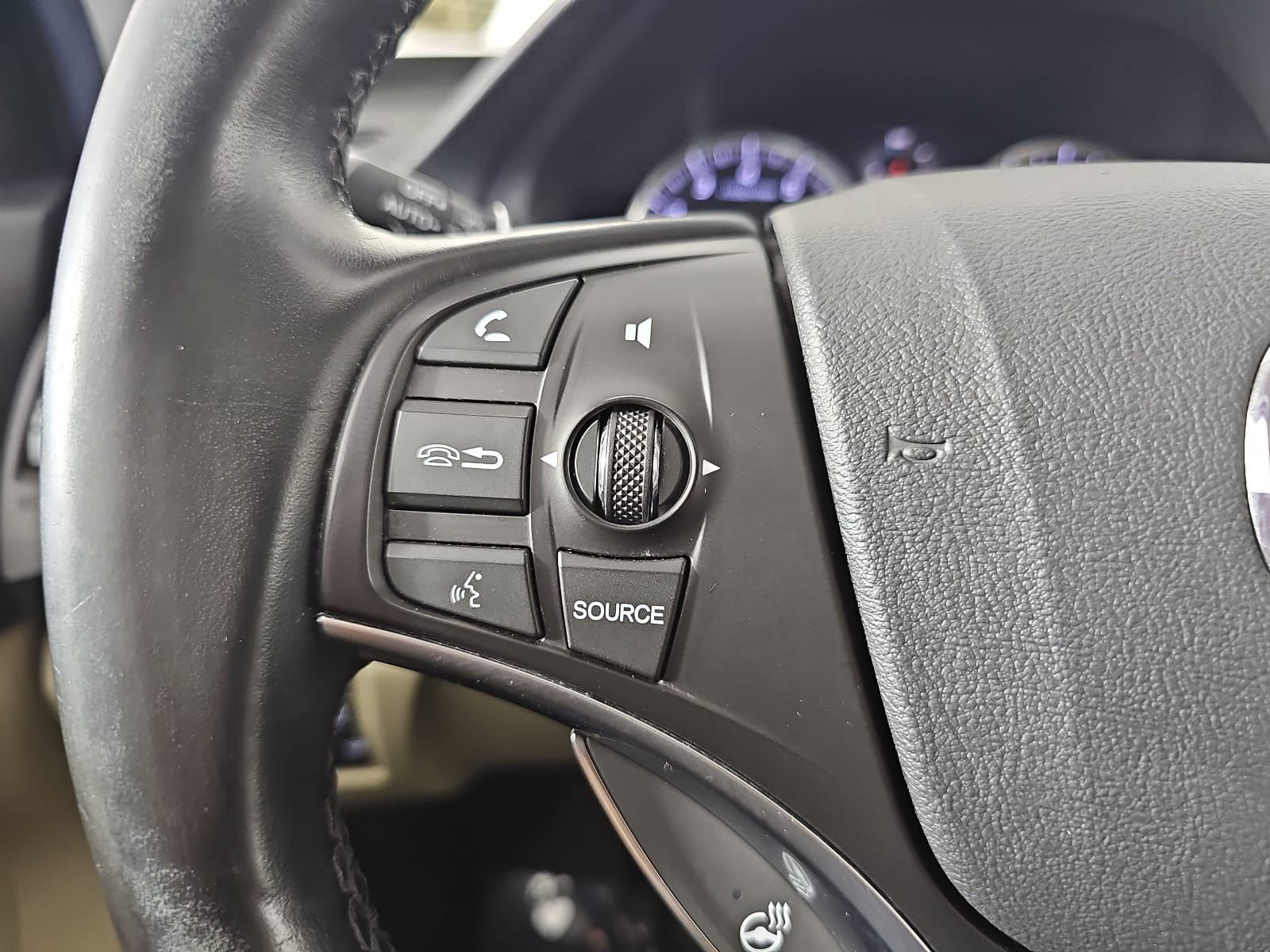 Used 2020 Acura MDX w/ Advance Package AWD/4WD image 17