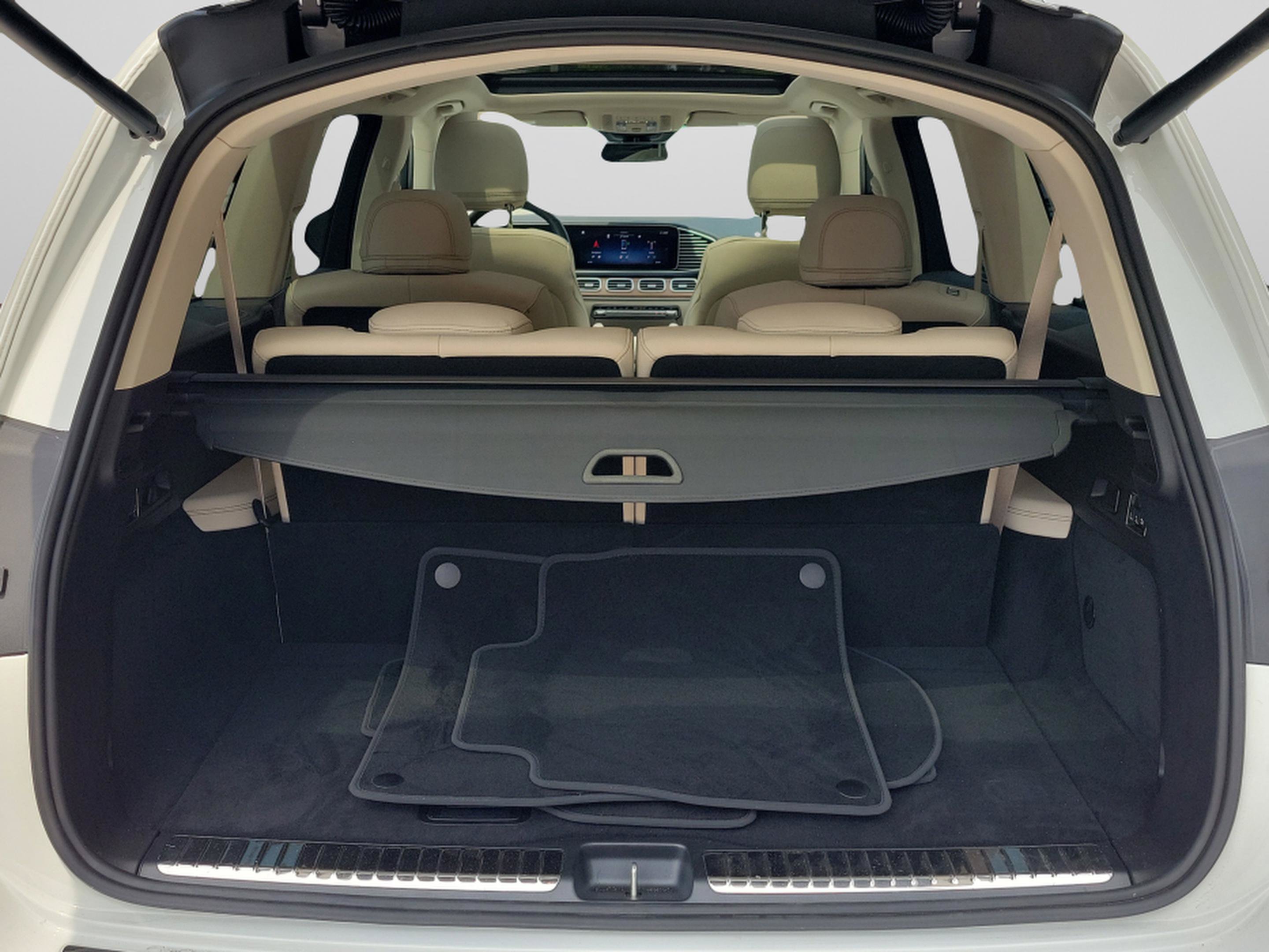 Certified 2026 Mercedes-Benz GLS 450 4MATIC image 9