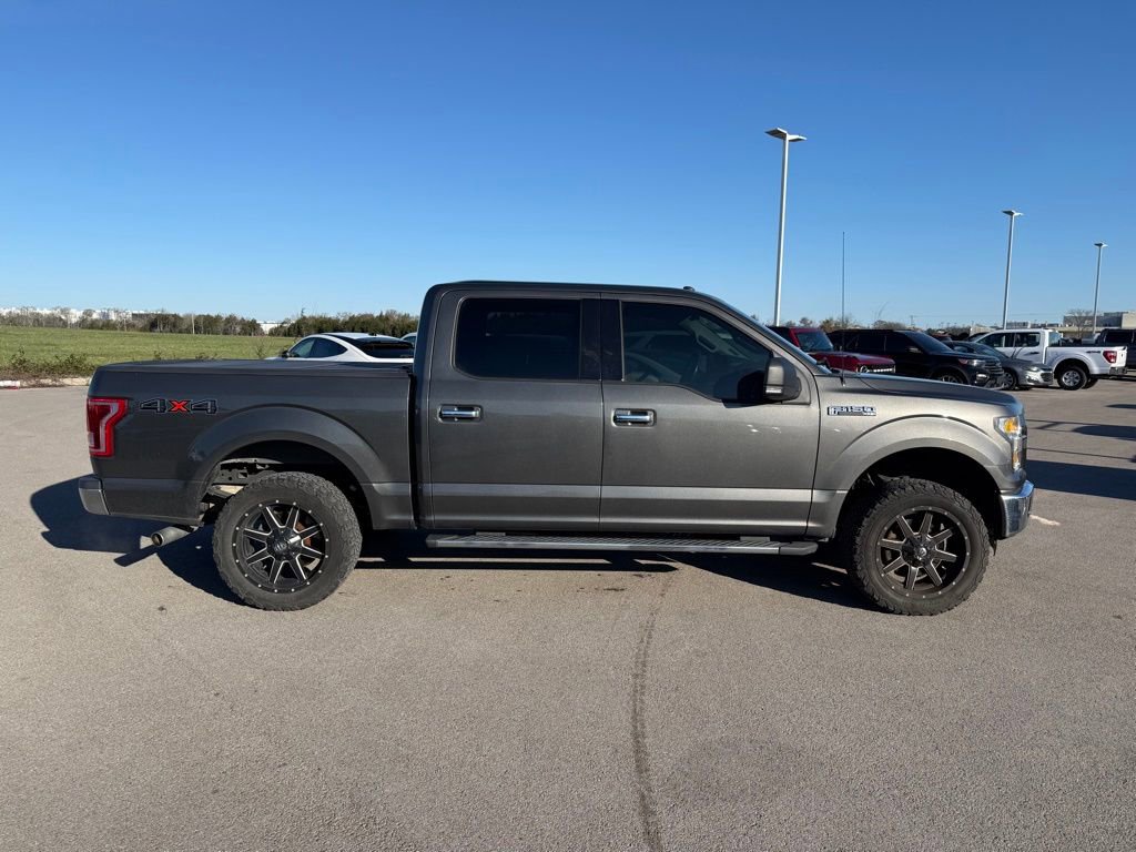 Used 2016 Ford F150 XLT w/ Equipment Group 302A Luxury image 18