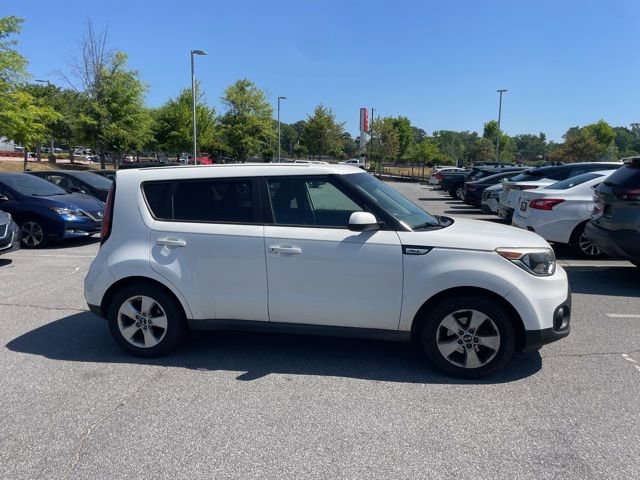 Used 2018 Kia Soul FWD image 2