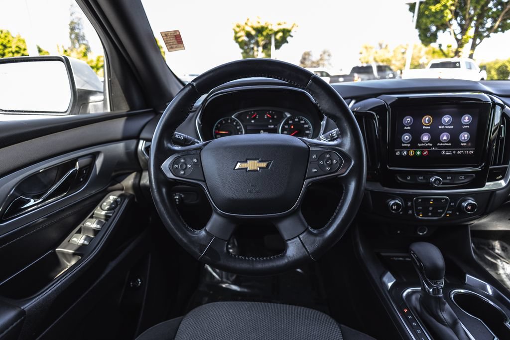 Used 2022 Chevrolet Traverse LT AWD/4WD image 24