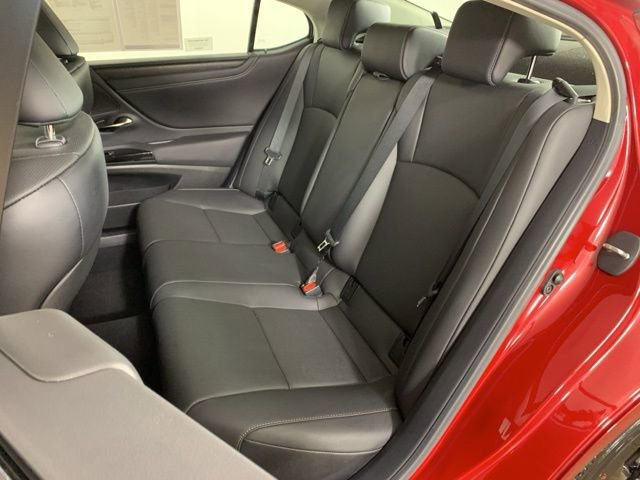 Certified 2025 Lexus ES 350 w/ Accessory Package (Z2) image 32
