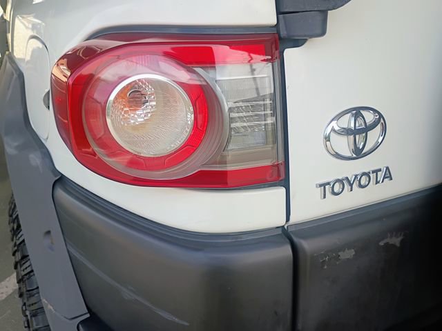 Used 2013 Toyota FJ Cruiser 4WD w/ Convenience Pkg image 67