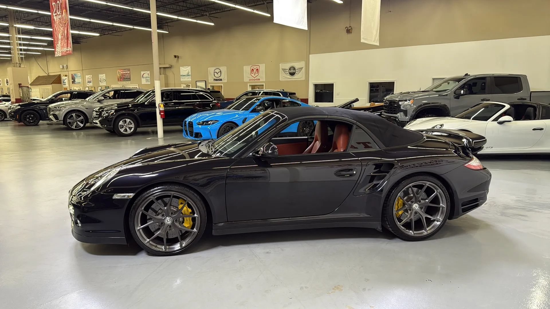 Used 2011 Porsche 911 Turbo S AWD/4WD image 33