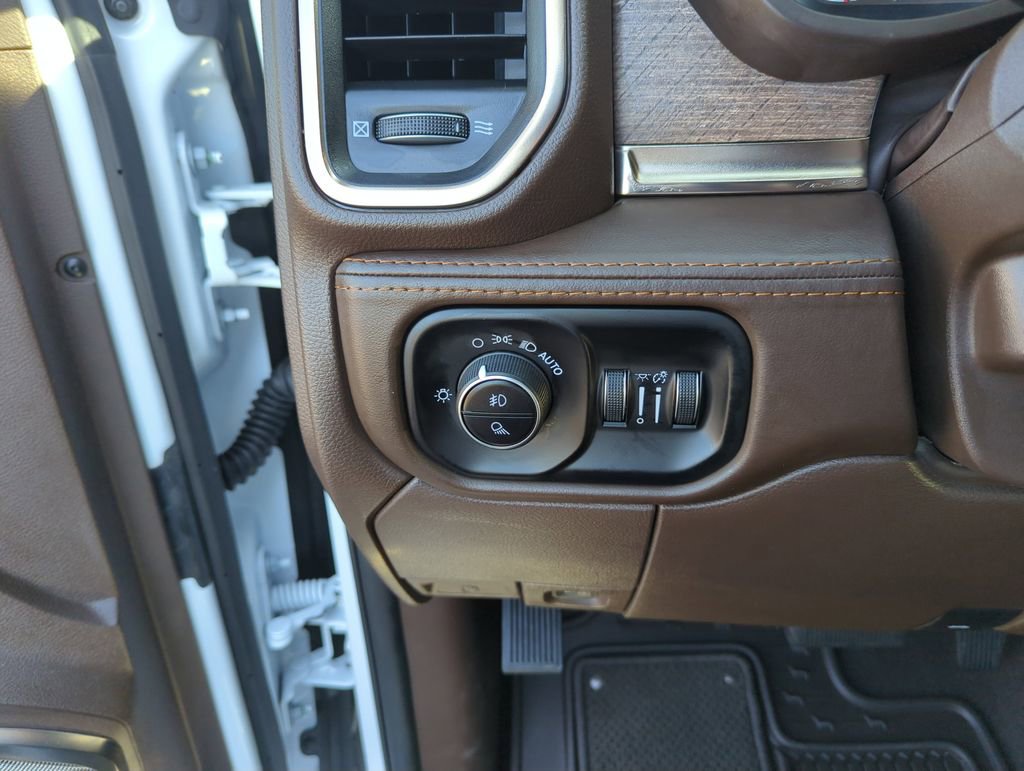 Used 2026 RAM 2500 Limited image 20