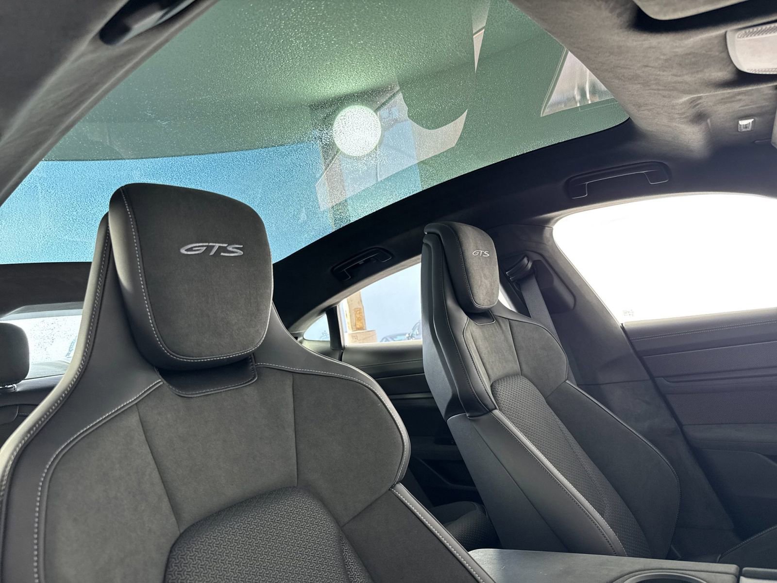 New 2026 Porsche Taycan GTS image 17