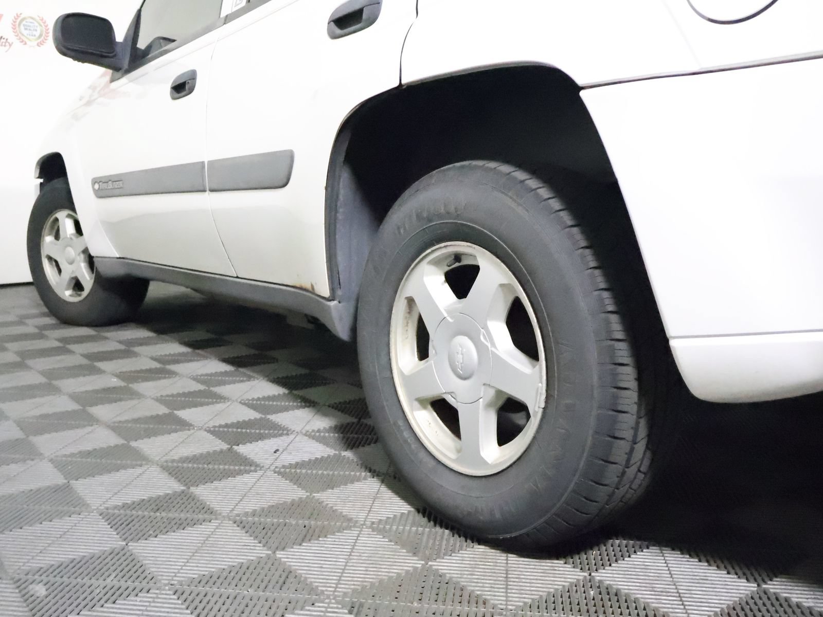 Used 2003 Chevrolet TrailBlazer LS w/ Preferred Equipment Group AWD/4WD image 11