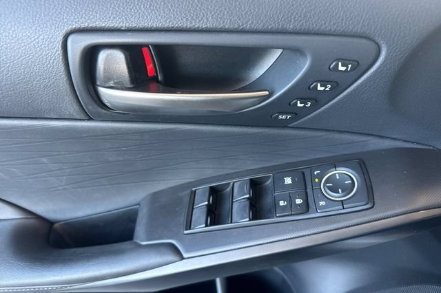 Used 2022 Lexus IS 350 F Sport w/ Navigation Package RWD image 11