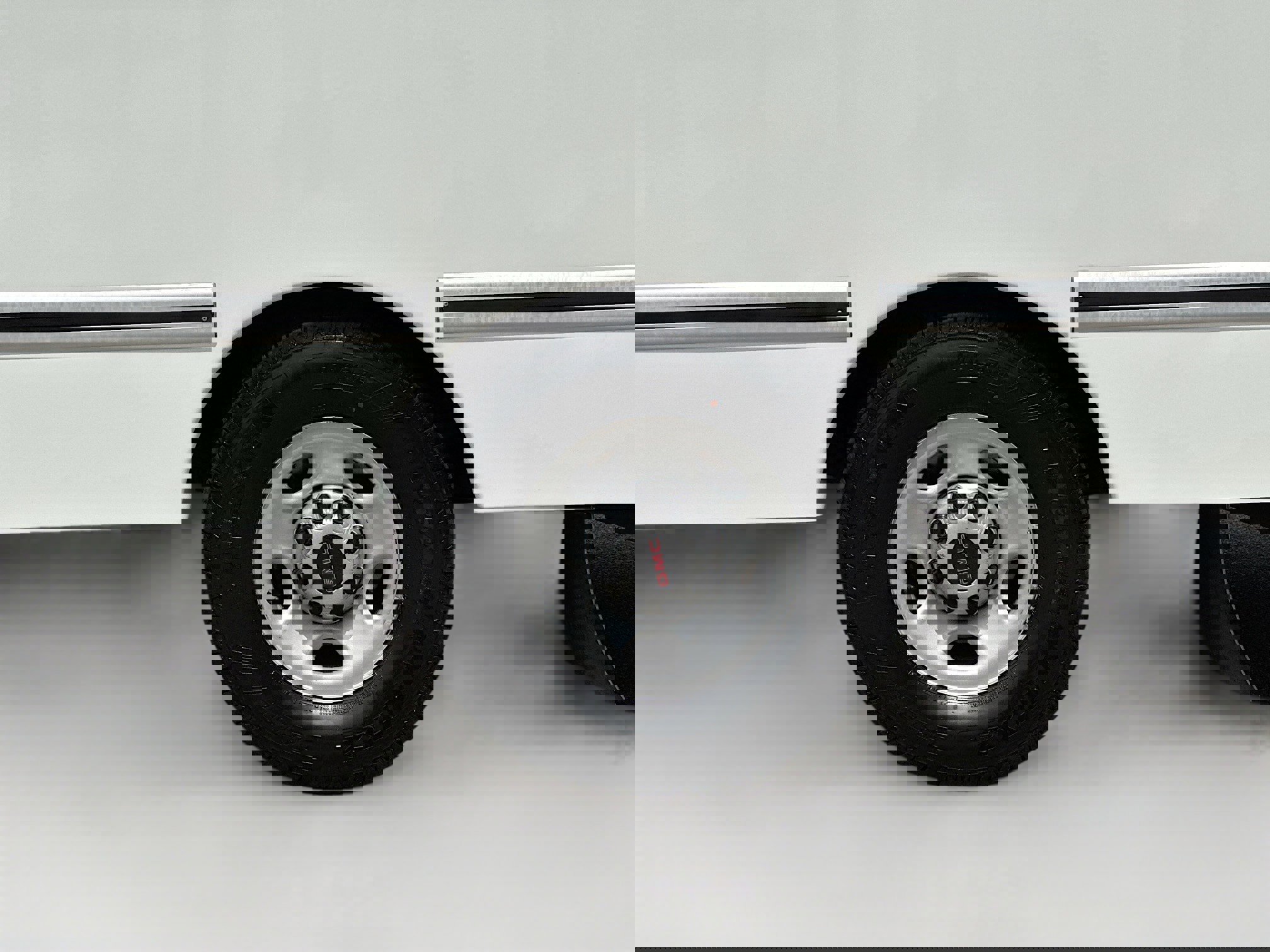 Used 2022 GMC Savana 3500 w/ Power Convenience Package image 38