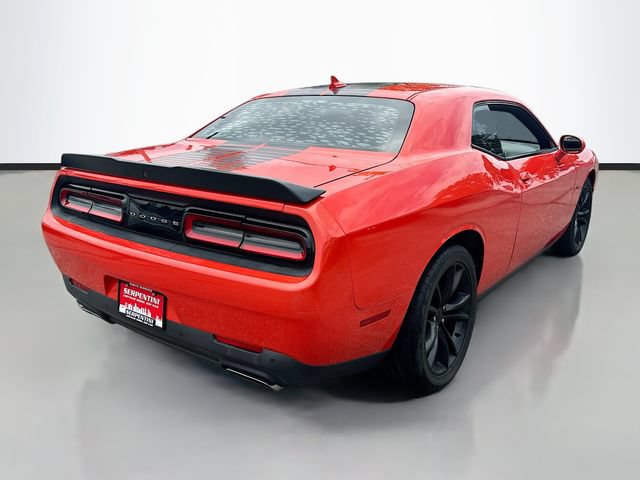 Used 2016 Dodge Challenger R/T Plus RWD image 6
