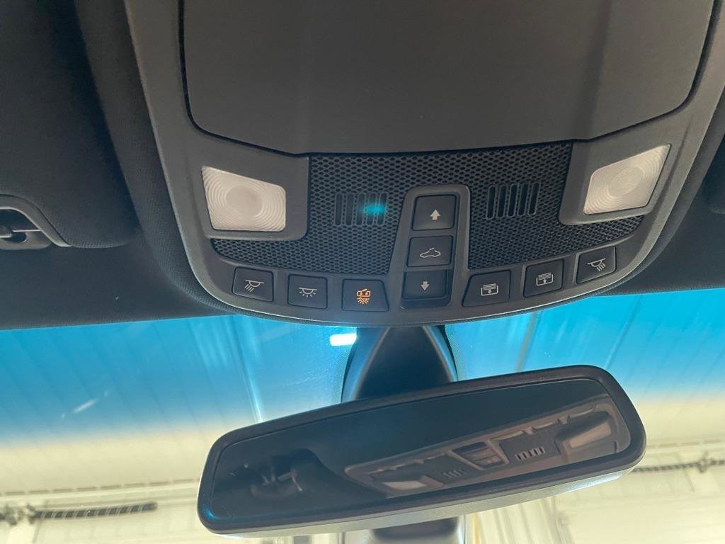 Used 2018 Lincoln MKZ Reserve w/ Technology Package AWD/4WD image 33