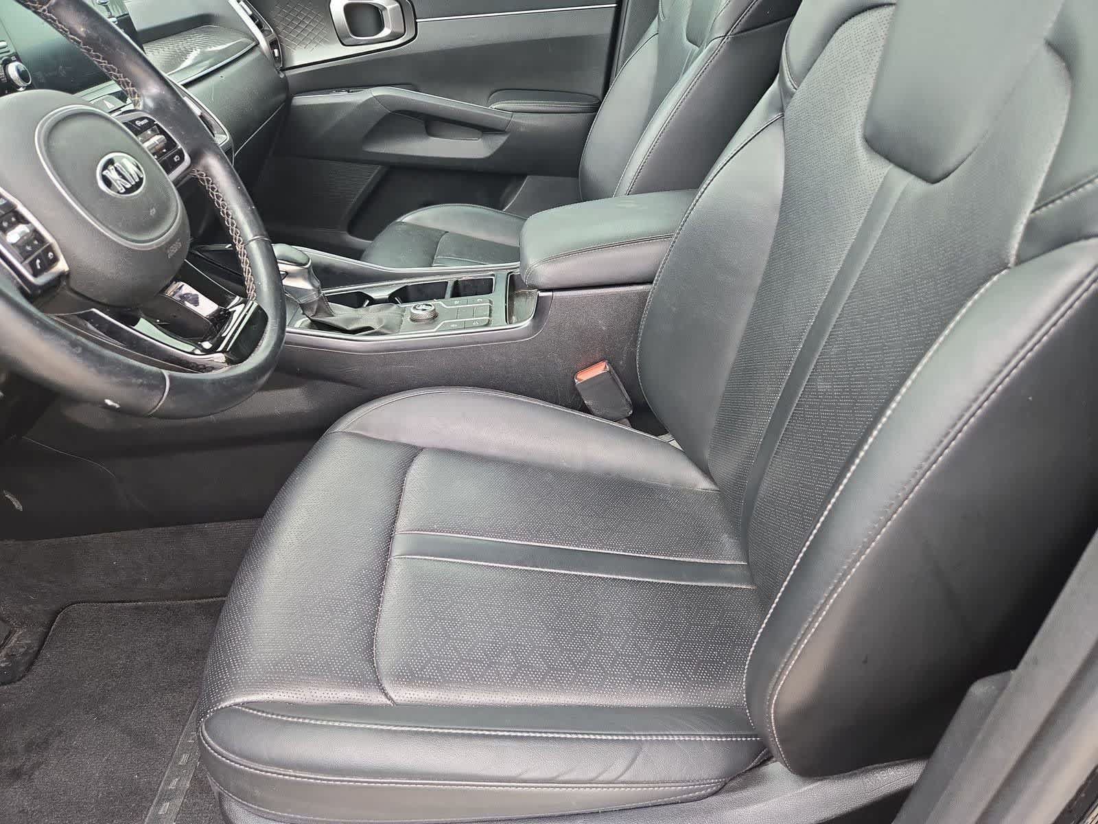 Used 2021 Kia Sorento S w/ Panoramic Sunroof Package FWD image 14