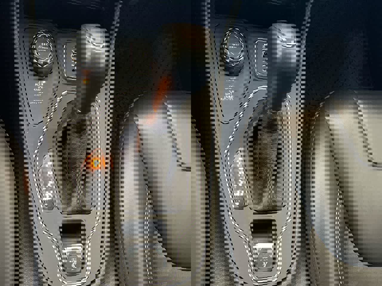 Used 2022 Jeep Cherokee Latitude w/ Trailer Tow Group image 20