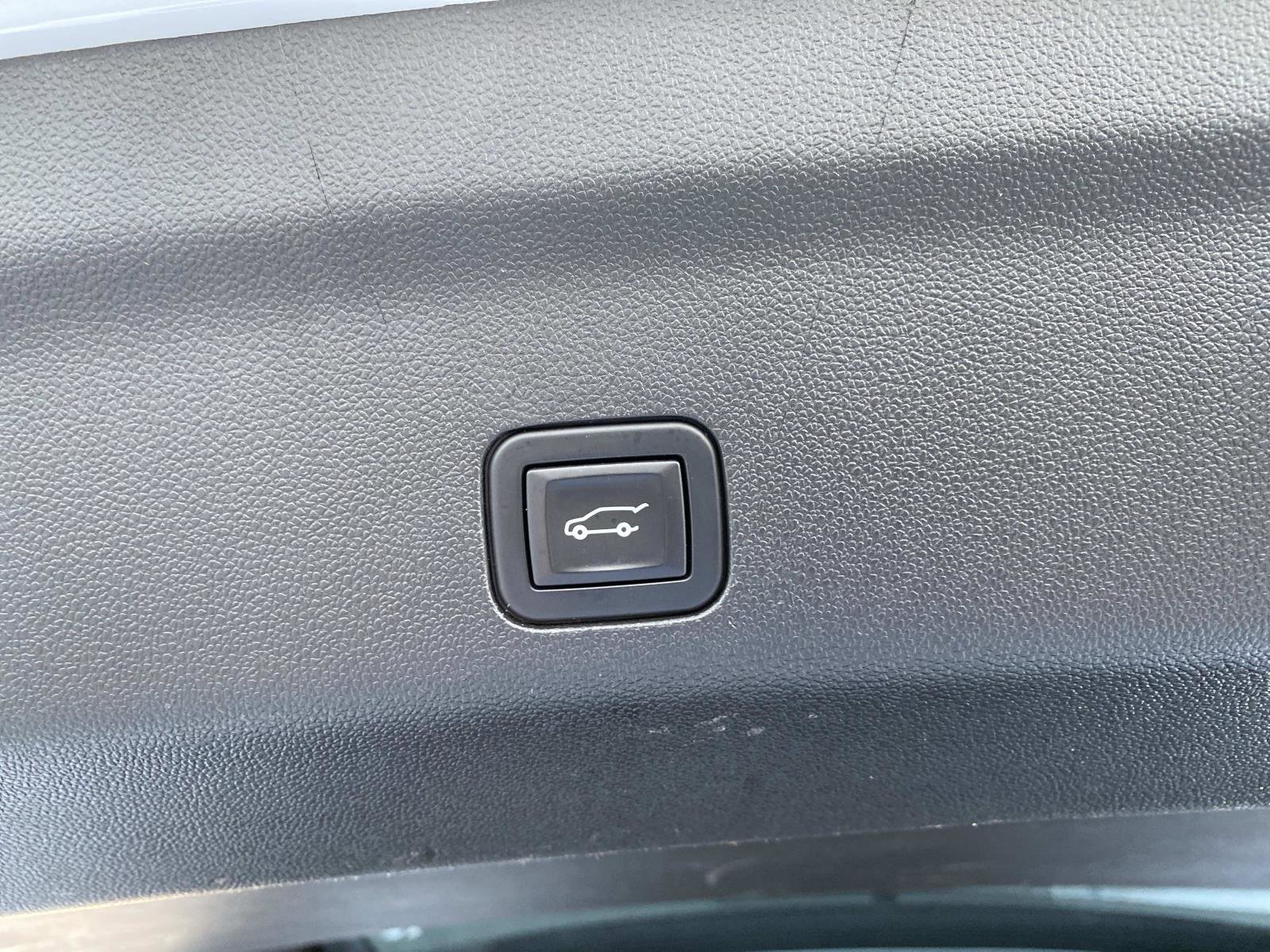 Used 2021 Chevrolet Tahoe LT image 6