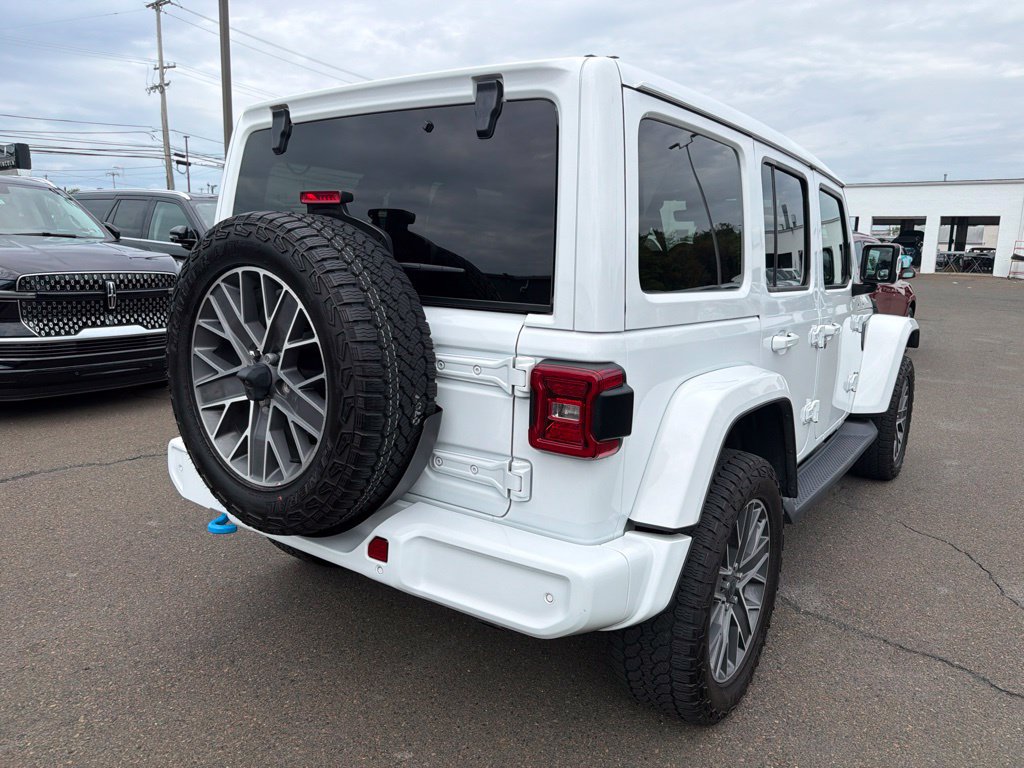 Used 2024 Jeep Wrangler High Altitude AWD/4WD image 7