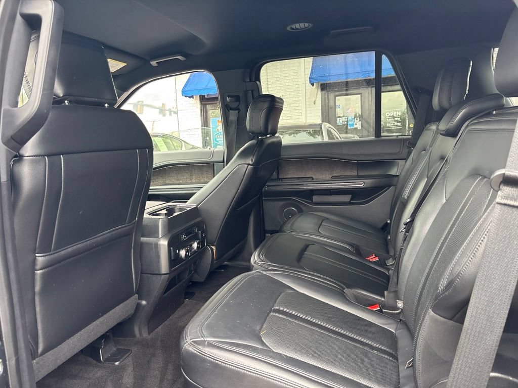 Used 2018 Ford Expedition Max Limited RWD image 9