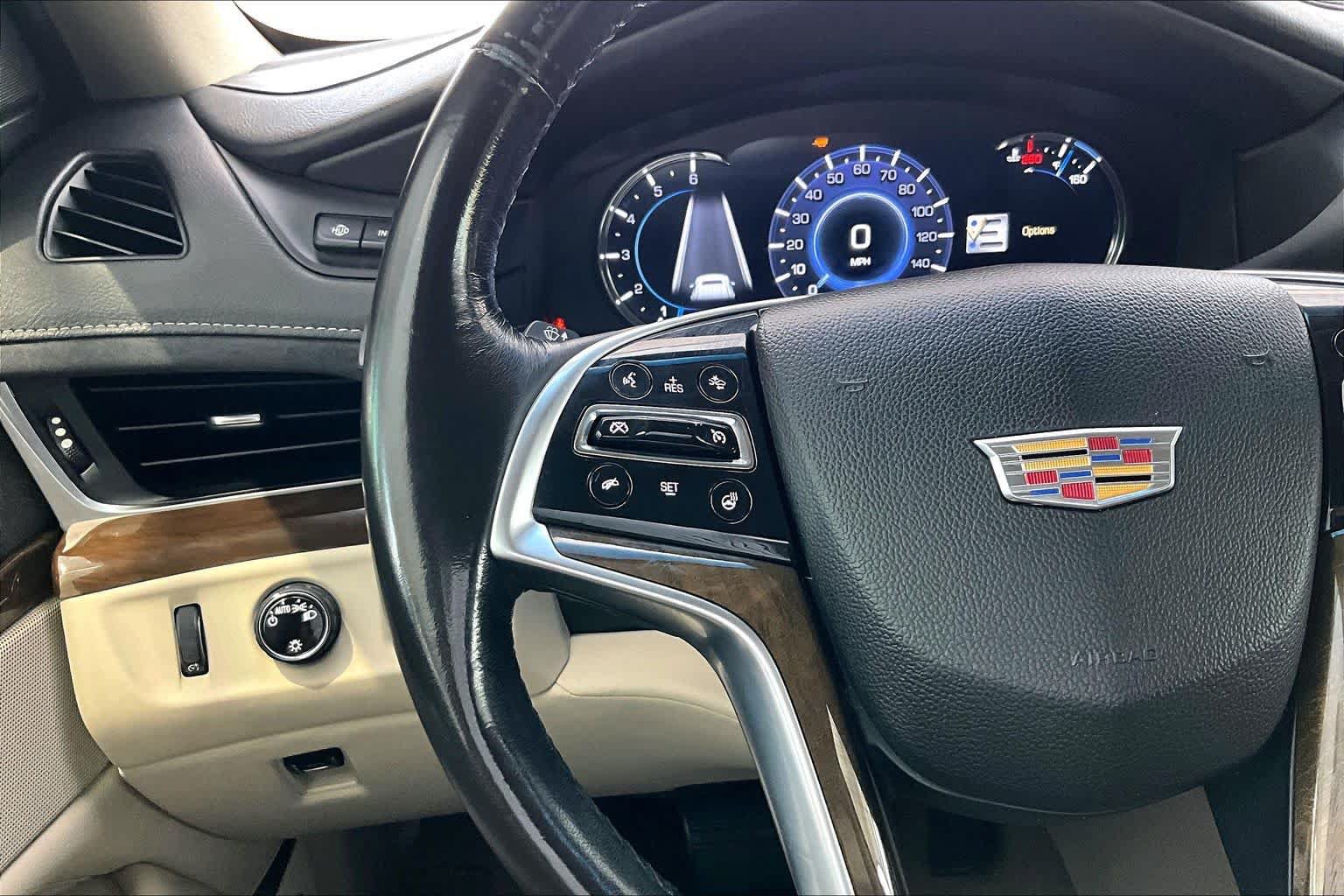 Used 2019 Cadillac Escalade ESV Premium Luxury RWD image 24