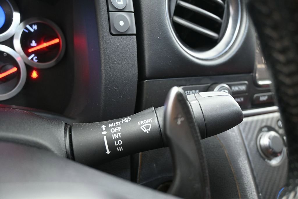 Used 2012 Nissan GT-R Premium AWD/4WD image 23