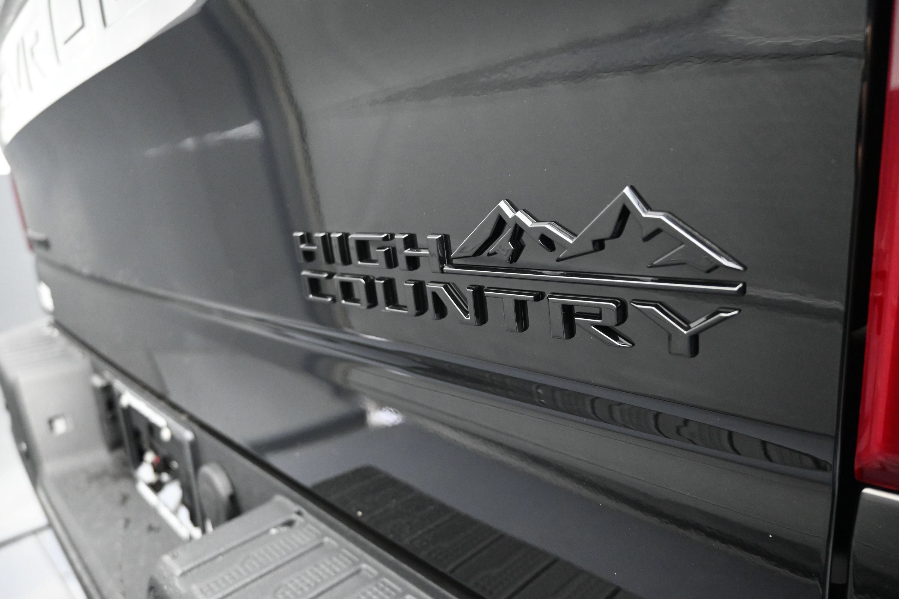 New 2026 Chevrolet Silverado 1500 High Country w/ Midnight Edition AWD/4WD image 42