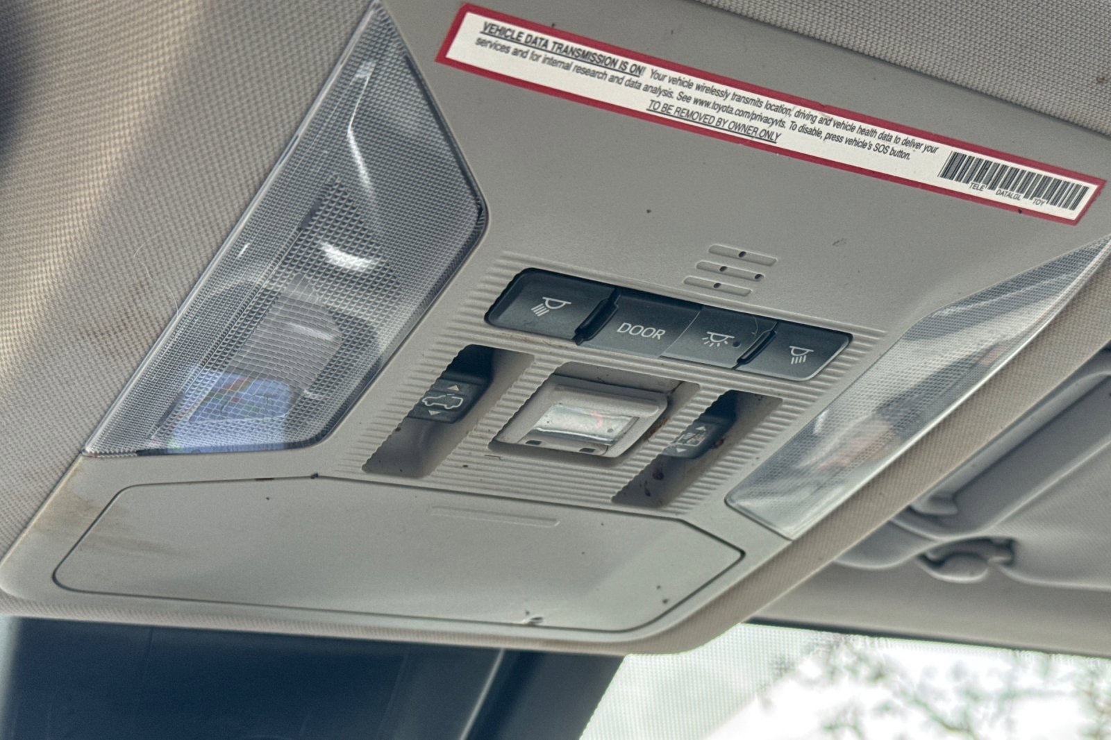 Used 2020 Toyota RAV4 Limited image 24