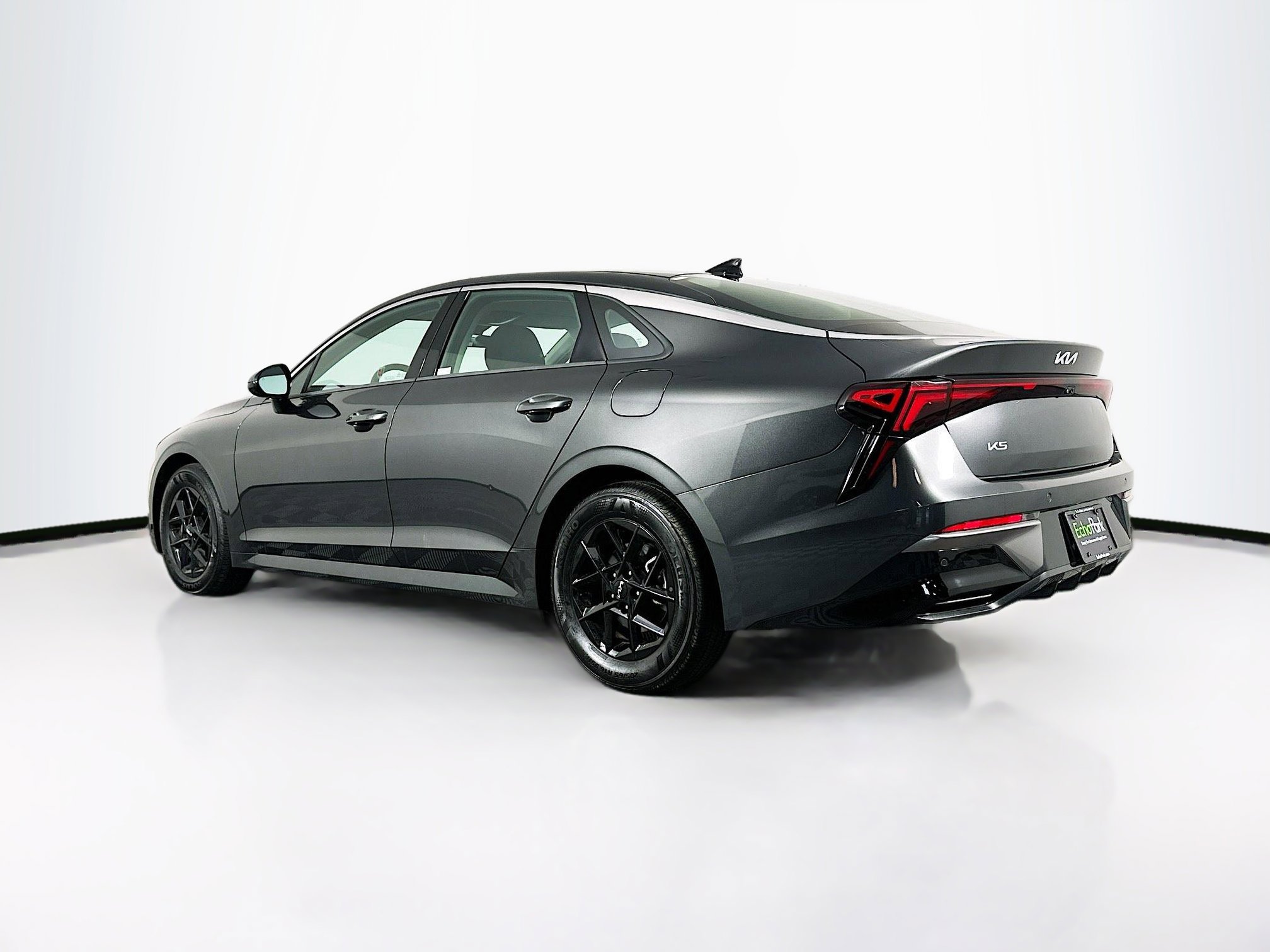 Used 2025 Kia K5 LXS image 5