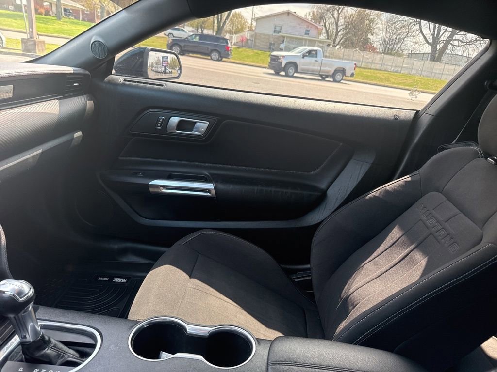 Used 2021 Ford Mustang Coupe RWD image 13
