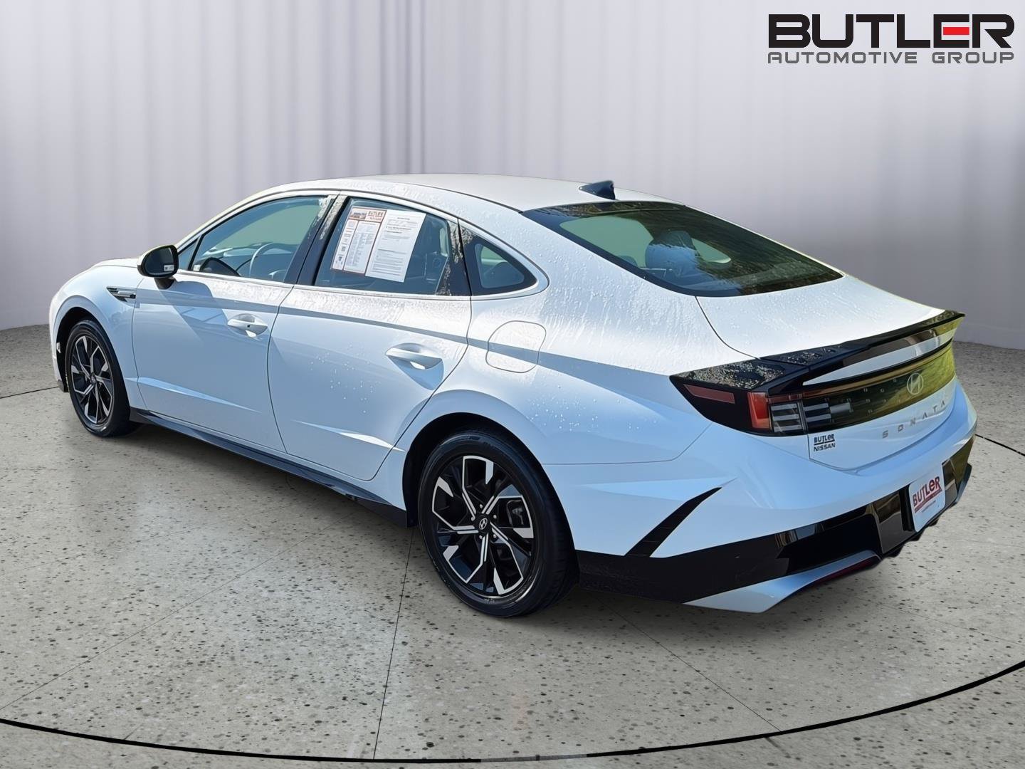 Used 2025 Hyundai Sonata SEL FWD image 4