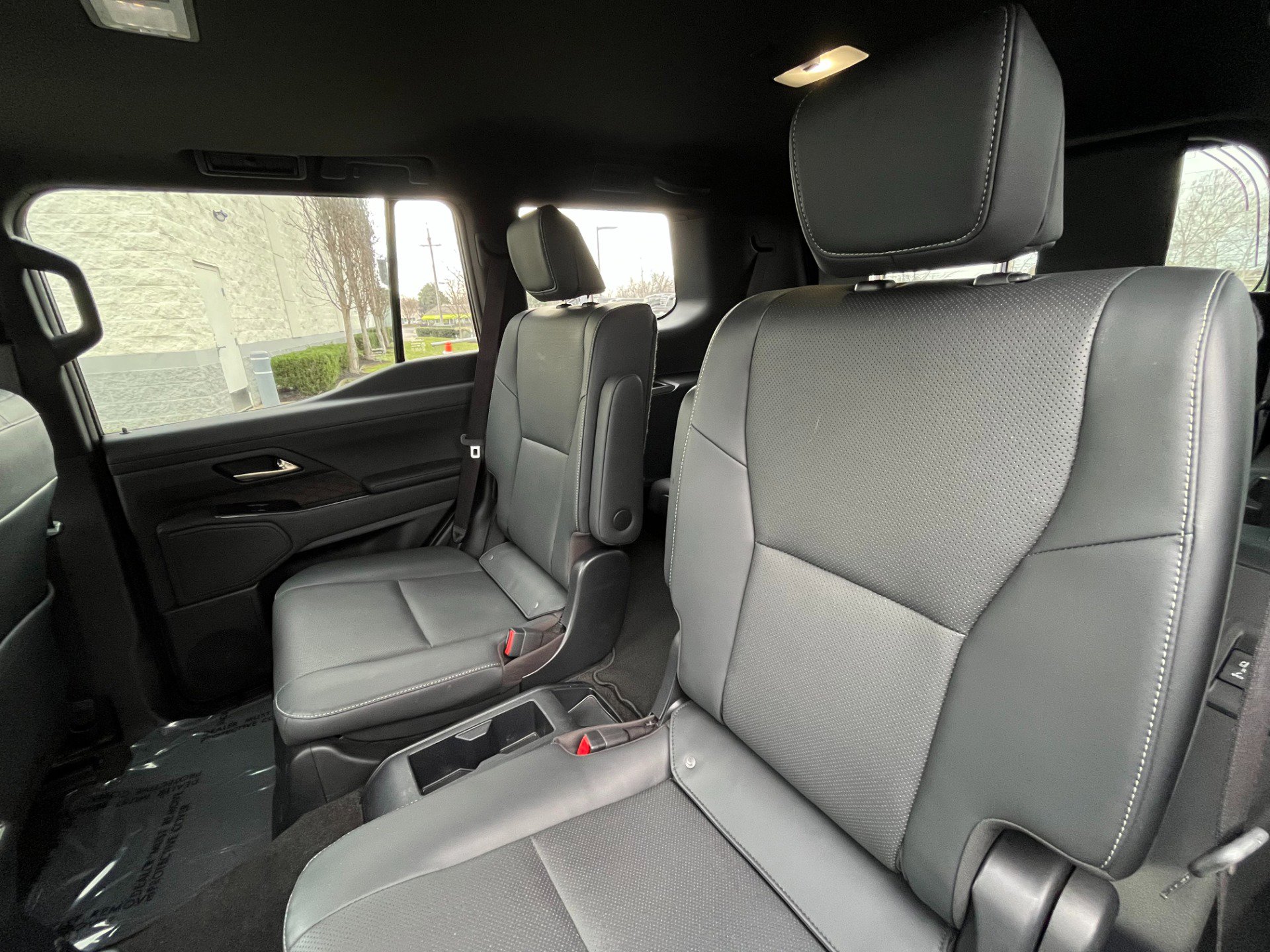 Used 2024 Lexus GX 550 w/ Accessory Package (Z1) image 40