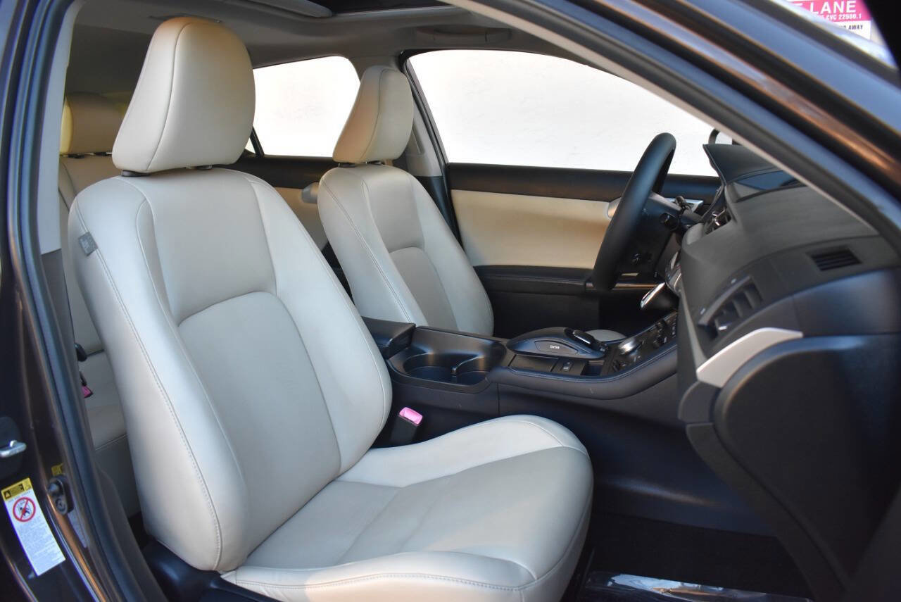 Used 2012 Lexus CT 200h Premium image 20