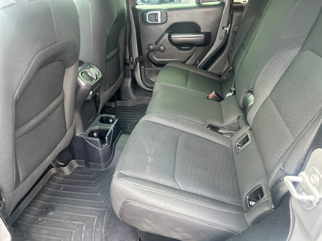 Used 2021 Jeep Gladiator Sport AWD/4WD image 28