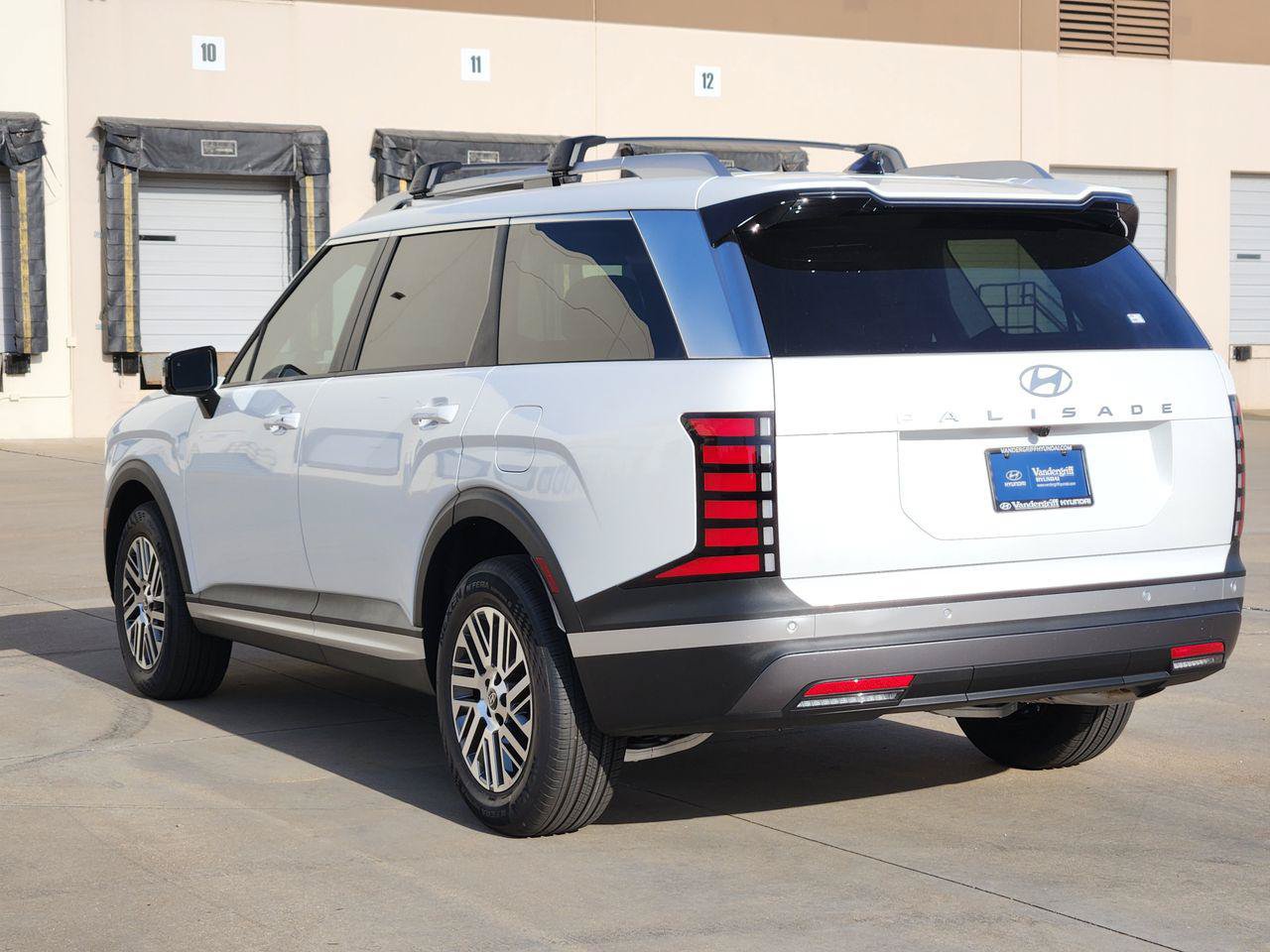 New 2027 Hyundai Palisade SEL FWD image 3
