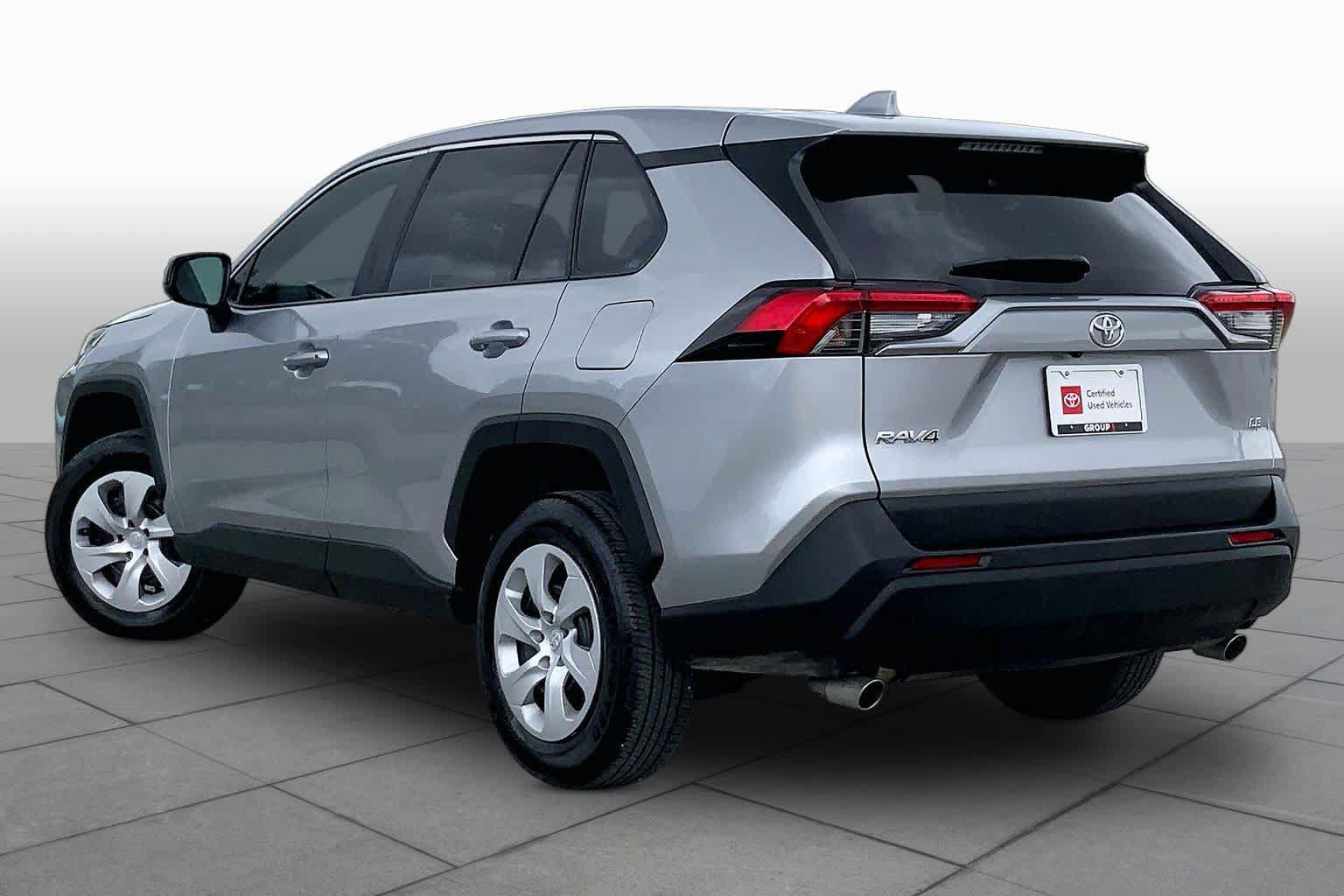 Certified 2025 Toyota RAV4 LE FWD image 12