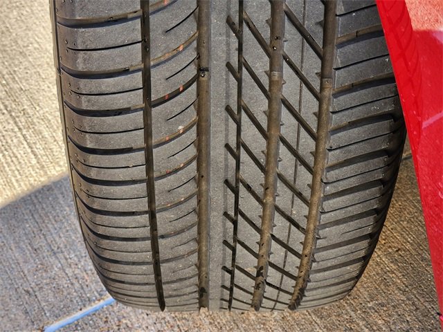 Used 2025 Jaguar F-PACE R-Dynamic S image 11