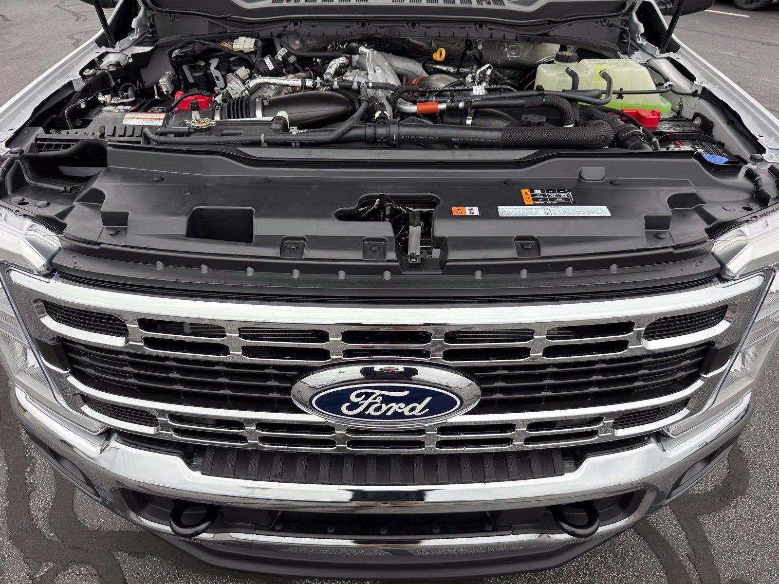 New 2027 Ford F350 XLT w/ FX4 Off-Road Package AWD/4WD image 36