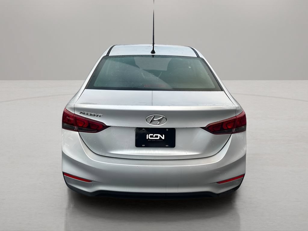 Used 2021 Hyundai Accent SE FWD image 3